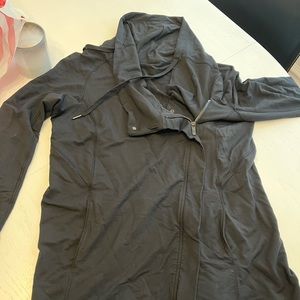 Lululemon size 14 zip up funnel neck sweatshirt